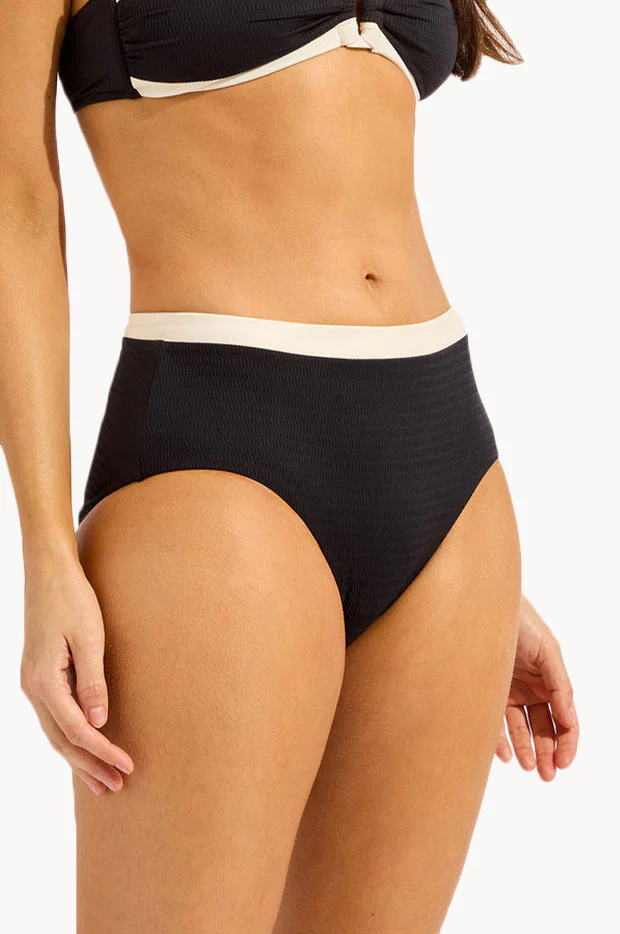 Bandwave Belted High Waisted Pant - Image 3