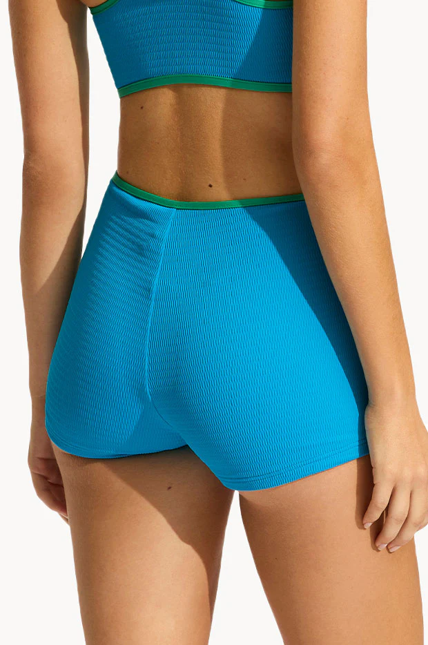 Beach Bound Boyleg - Image 3