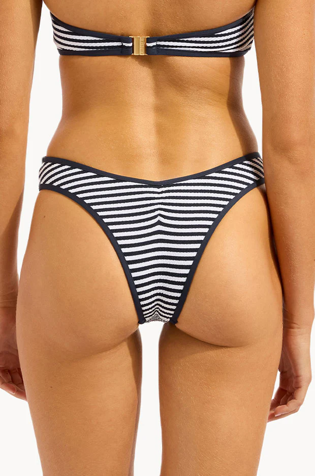 Clubhouse Scoop High Cut Rio Pant - Image 2