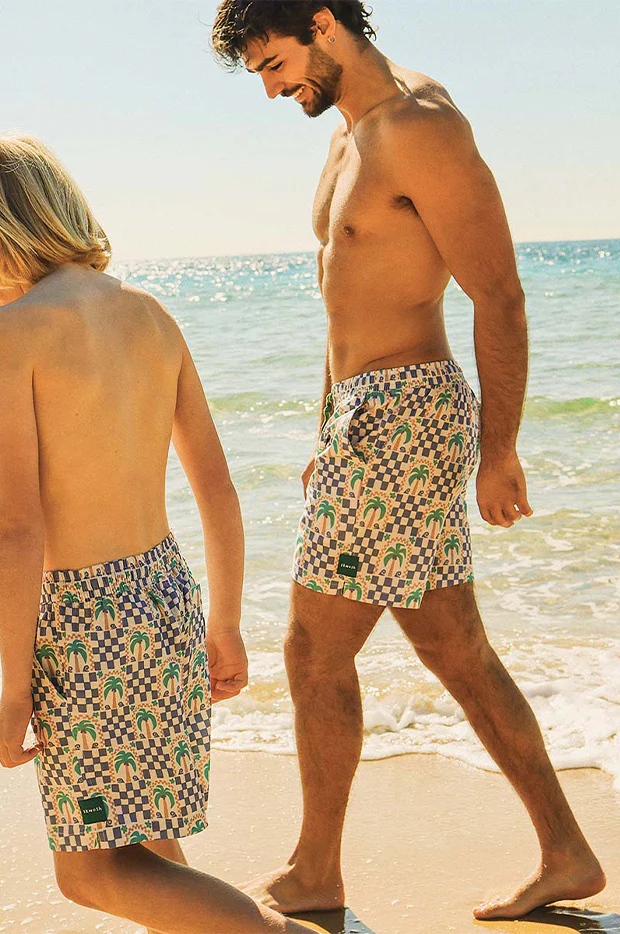Mens Palm Check Party Everyday Short - Image 5