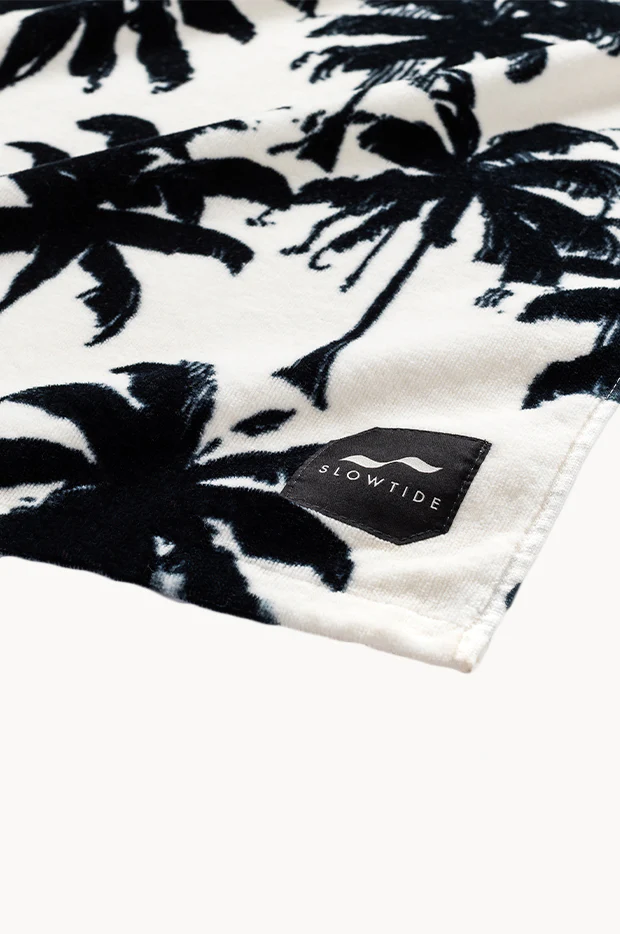 Luca Beach Towel - Image 2