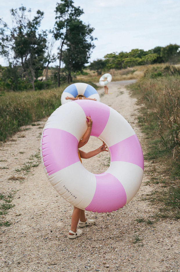 Bubblegum Stripe Tube Pool Ring - Image 6