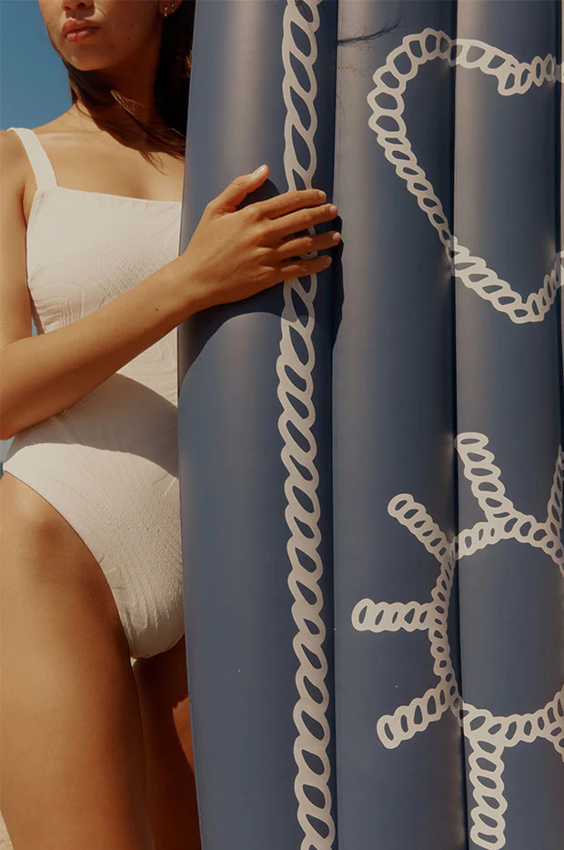 I Love Sun Luxe Lie On Float - Image 3