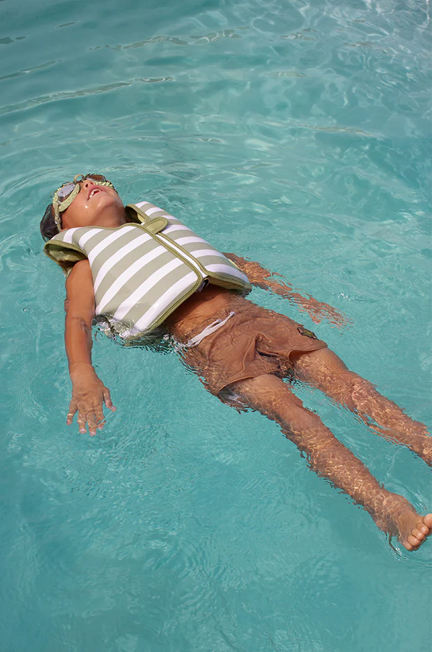 Into The Wild Swim Vest 3-6 Years - Image 6