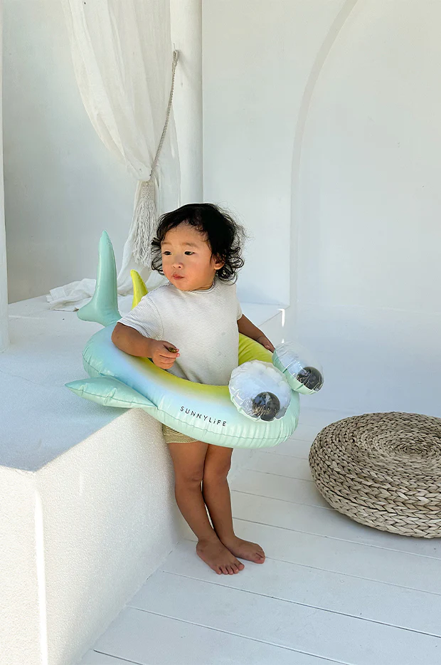 Kids Salty The Shark Tube Pool Ring - Image 3