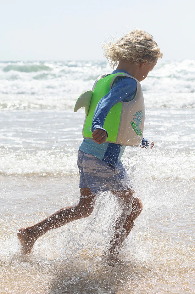Shred Shark Swim Vest 3-6 Years - Image 4