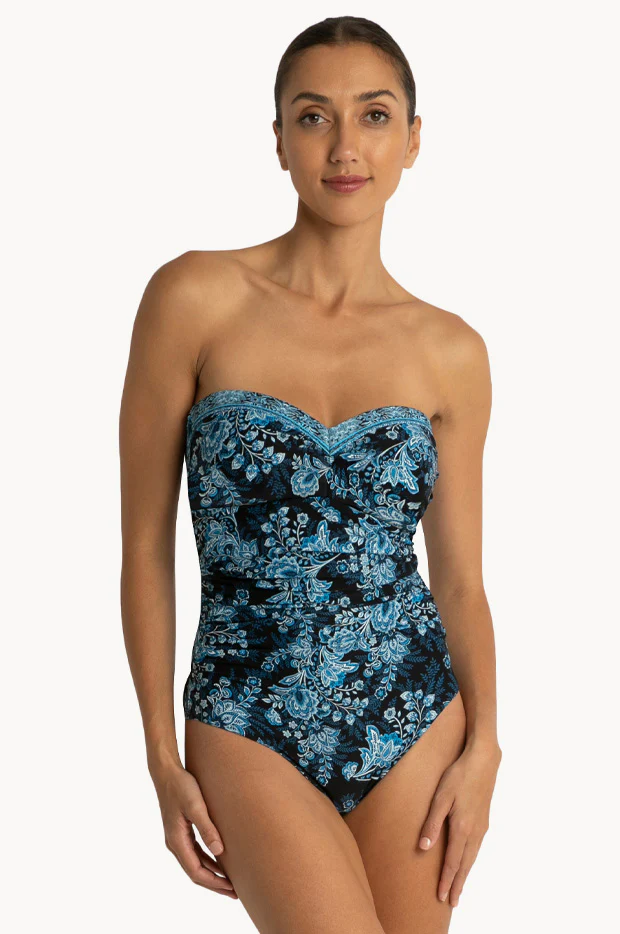 Alaska D/DD Cup Soft Wrap Bandeau One Piece