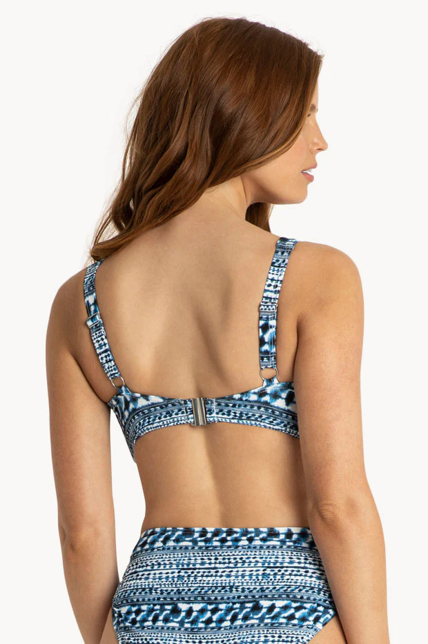 Byron Bay DD/E Cup Twist Front Minimiser Bra - Image 2