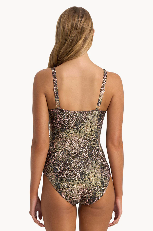 Everglade DD/E Cup Ruched Tri One Piece - Image 2